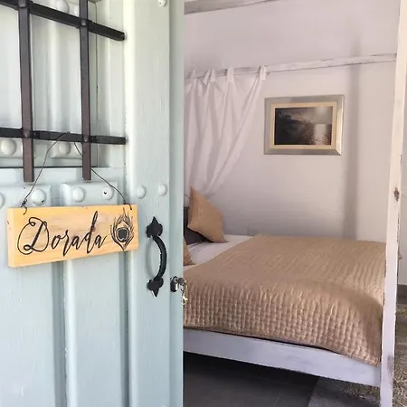 Guest house La Pluma 4*