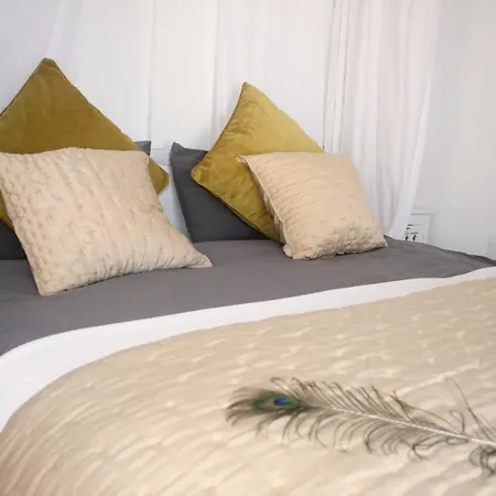 Guest house La Pluma Iznajar